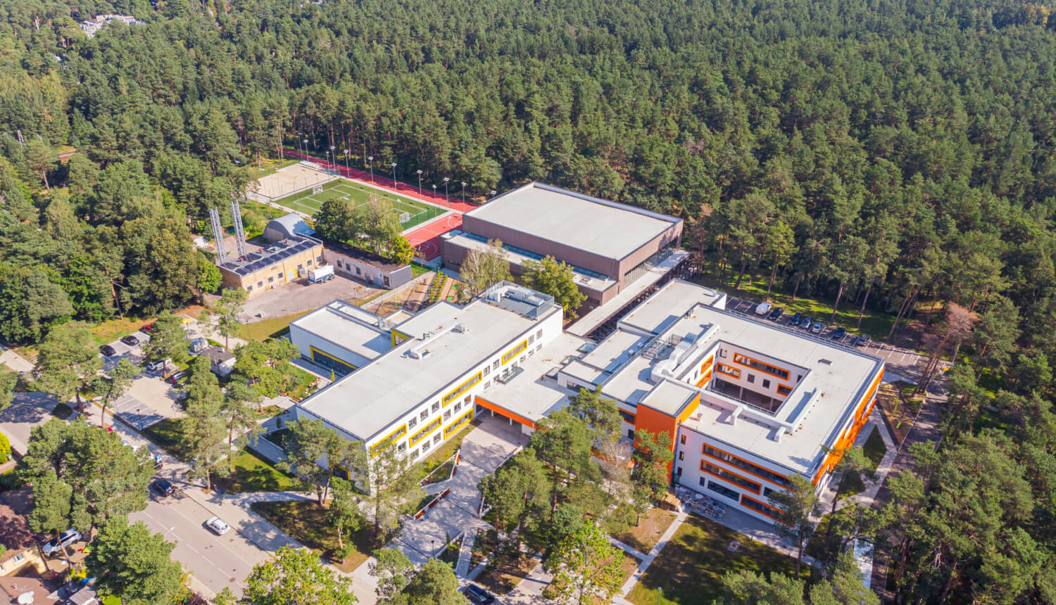 Viestura ielā 6, Jūrmala